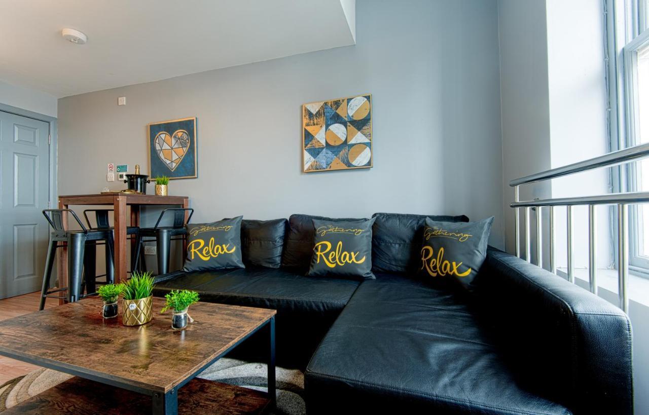 The Eistedfod Penthouse - Berwyn House Apartment Рексъм Екстериор снимка